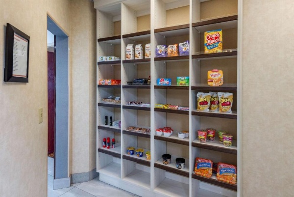 Comfort Suites image 30